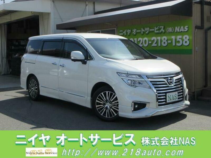 NISSAN ELGRAND