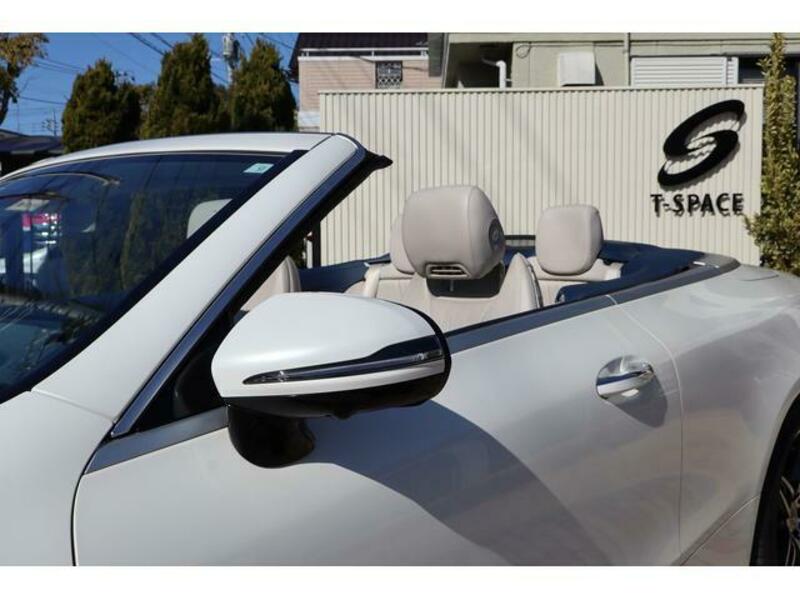 E-CLASS