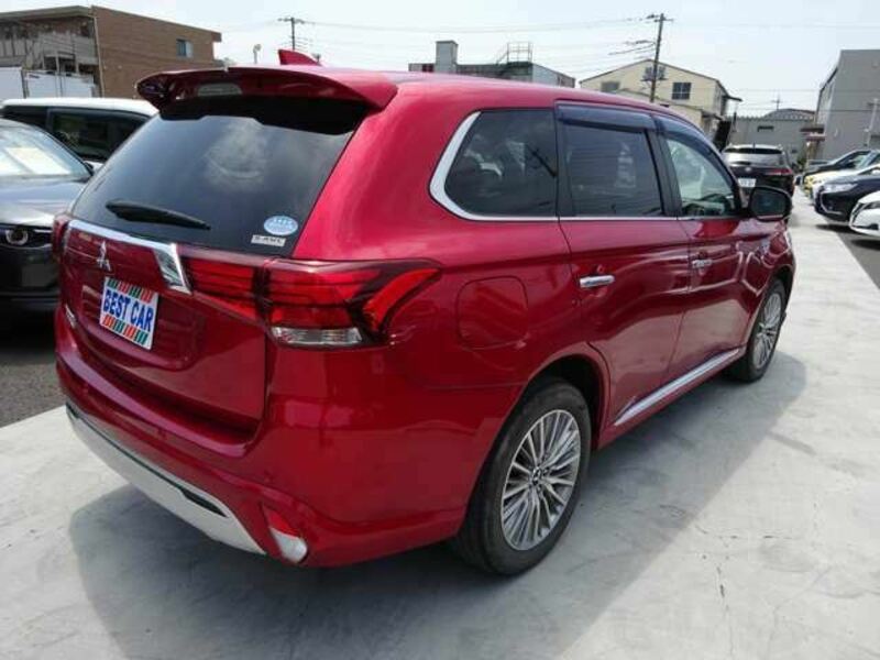 OUTLANDER PHEV