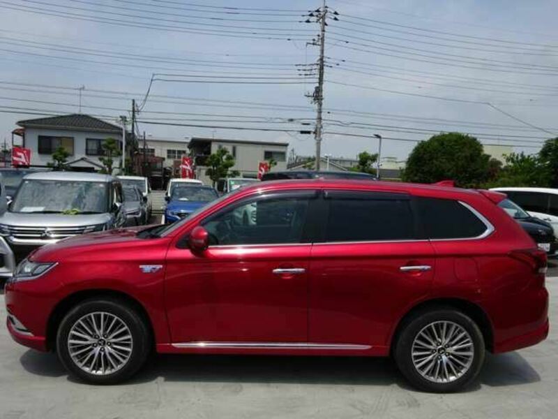 OUTLANDER PHEV