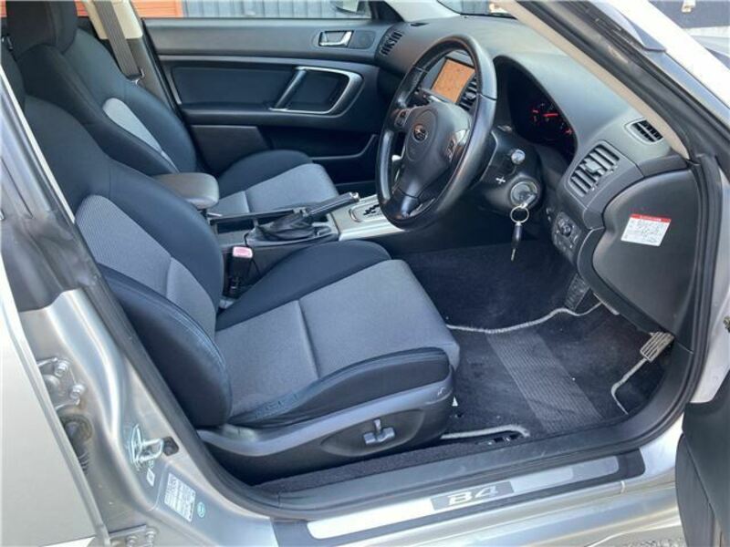 LEGACY B4