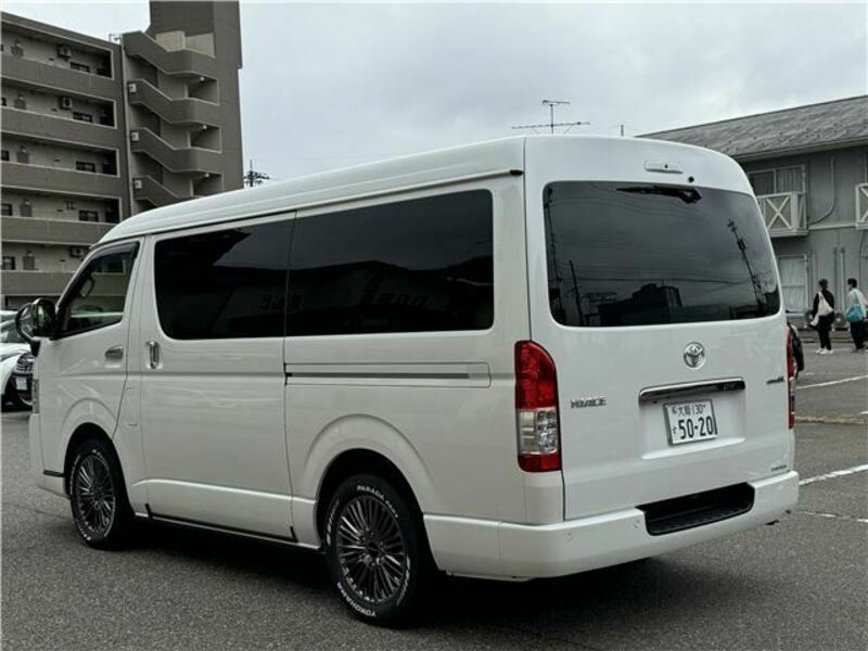 HIACE