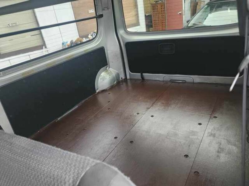 NV350 CARAVAN