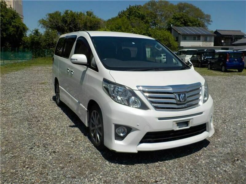 TOYOTA ALPHARD