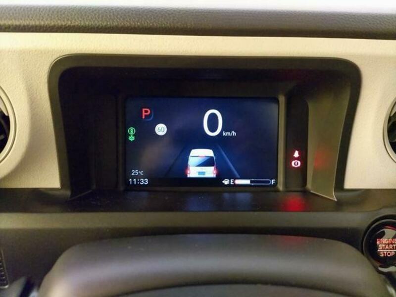N BOX