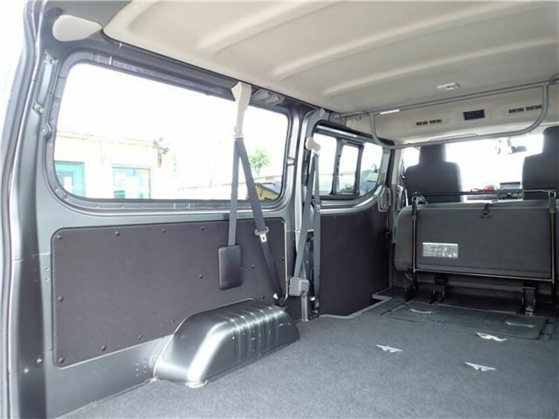 NV350 CARAVAN