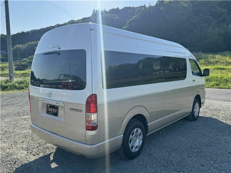 HIACE