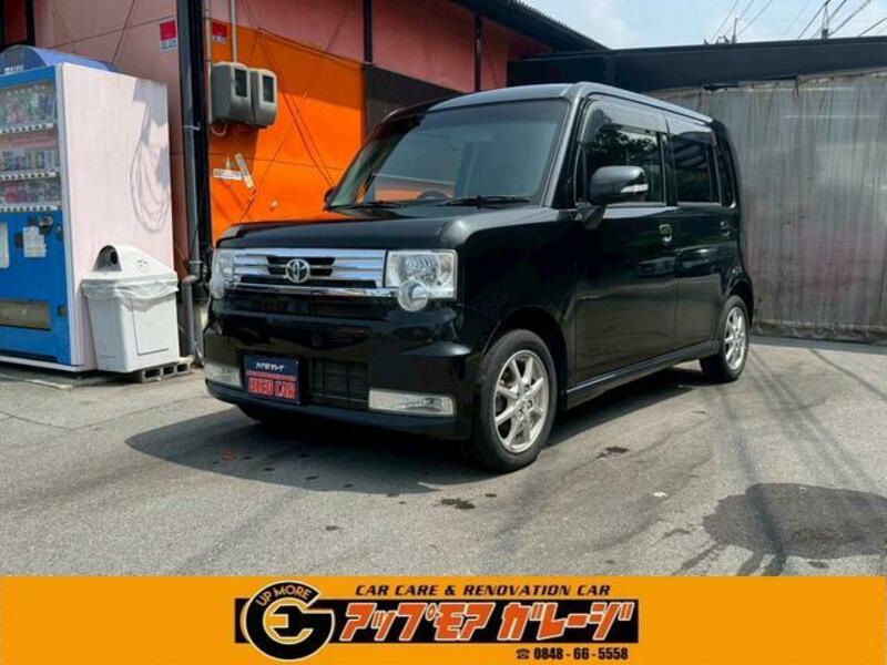 TOYOTA PIXIS SPACE