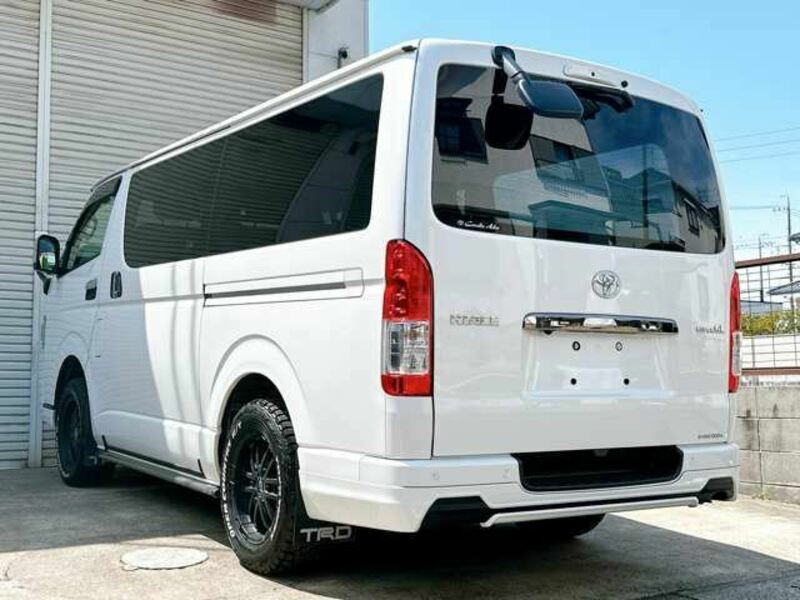 HIACE VAN