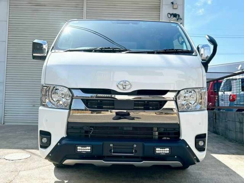 HIACE VAN