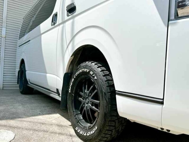 HIACE VAN