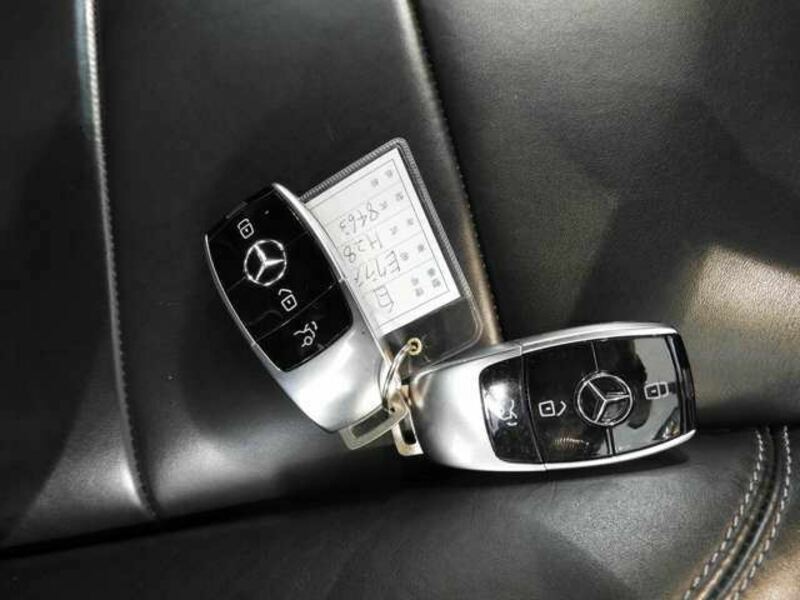 E-CLASS