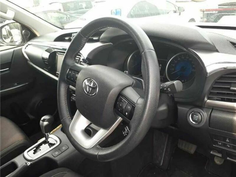 HILUX