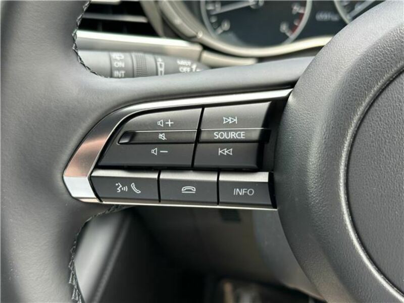 MAZDA3