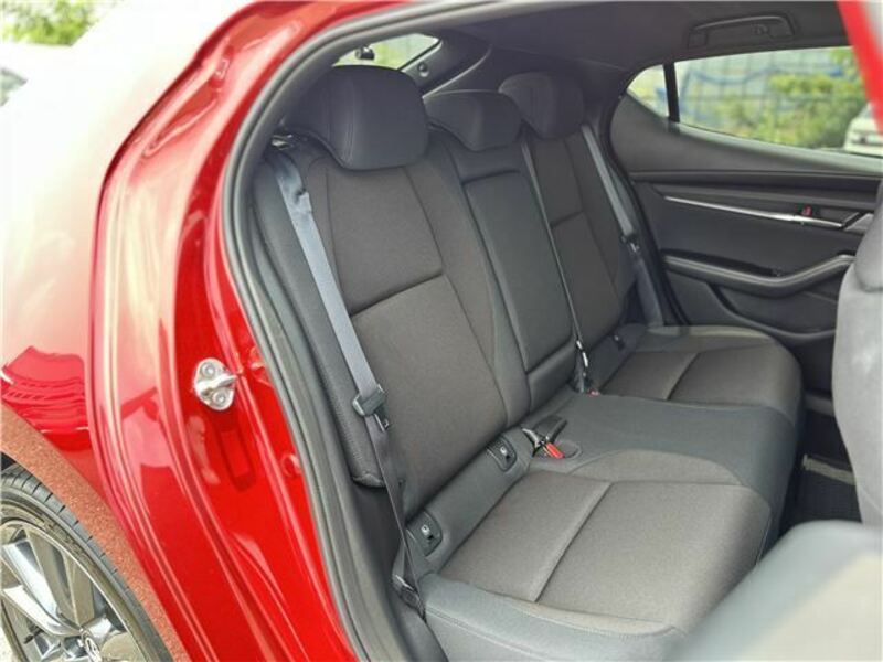 MAZDA3