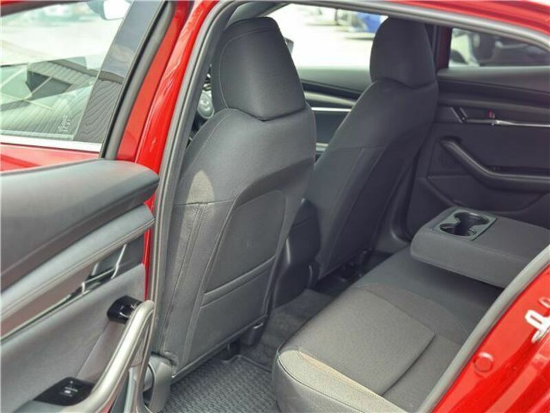 MAZDA3
