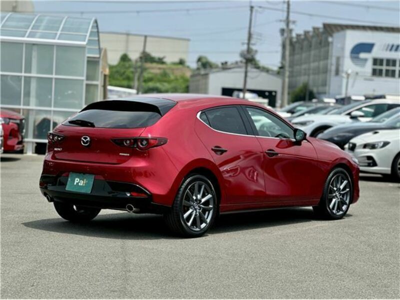 MAZDA3