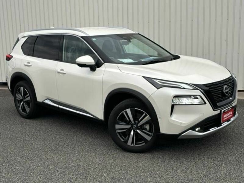 X-TRAIL