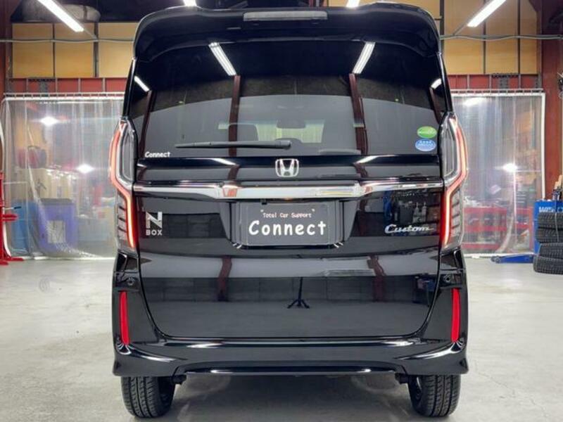 N BOX CUSTOM