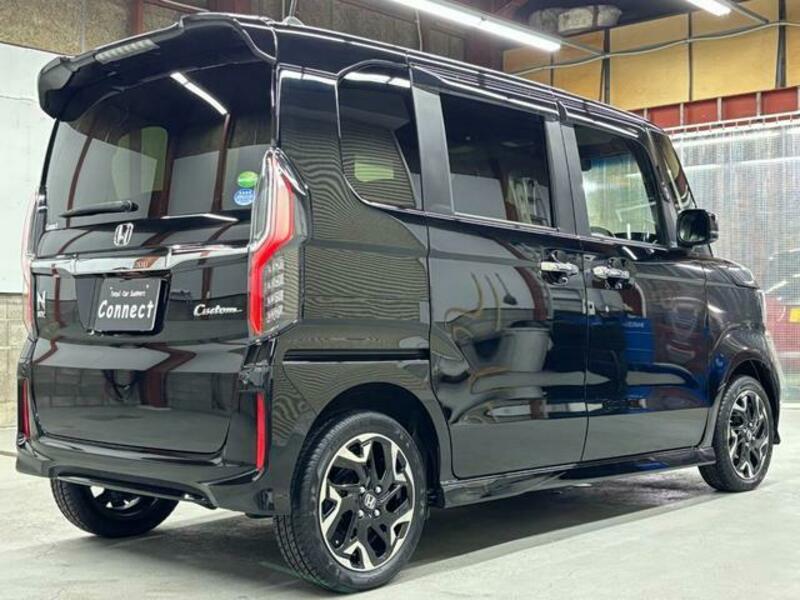 N BOX CUSTOM