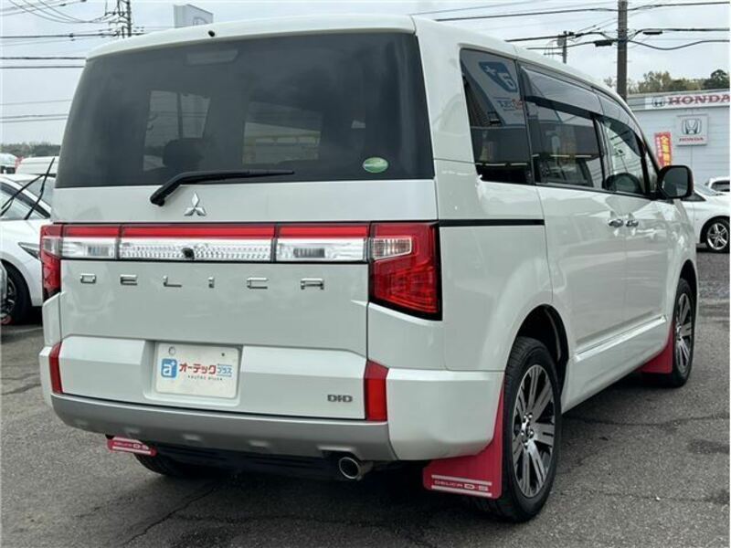 DELICA D5