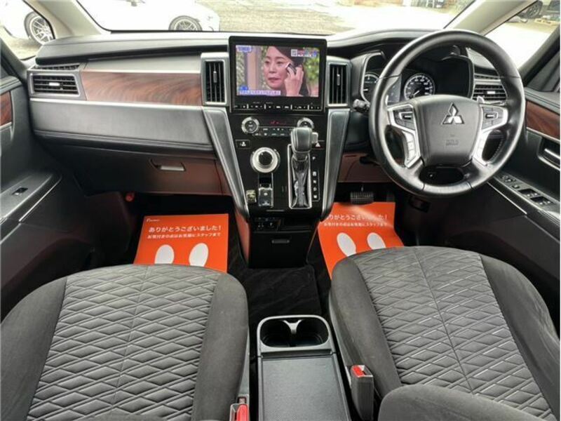 DELICA D5