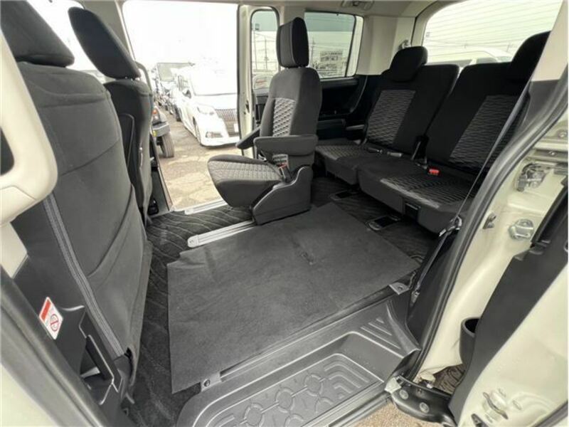 DELICA D5