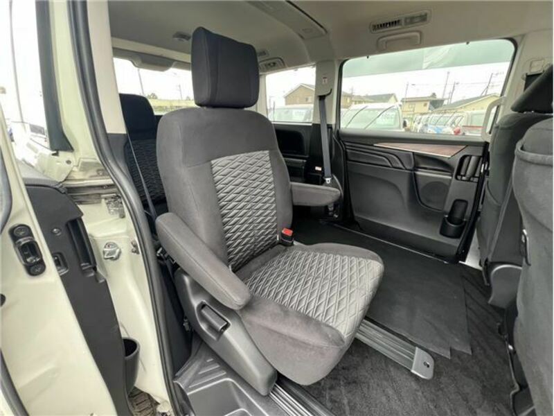 DELICA D5