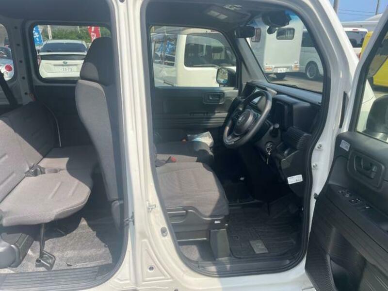 N-VAN
