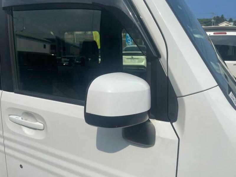 N-VAN