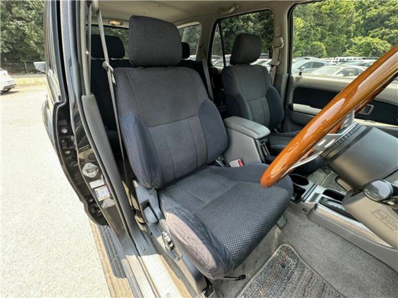HILUX SURF