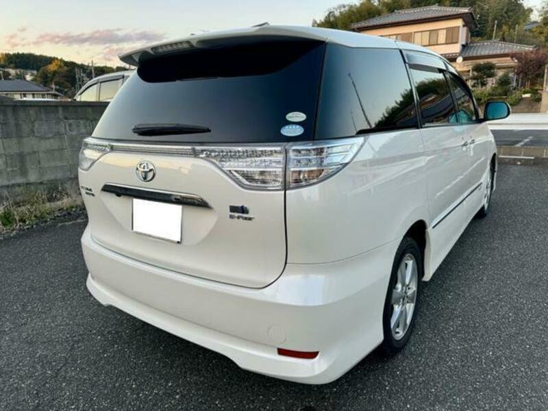 ESTIMA HYBRID