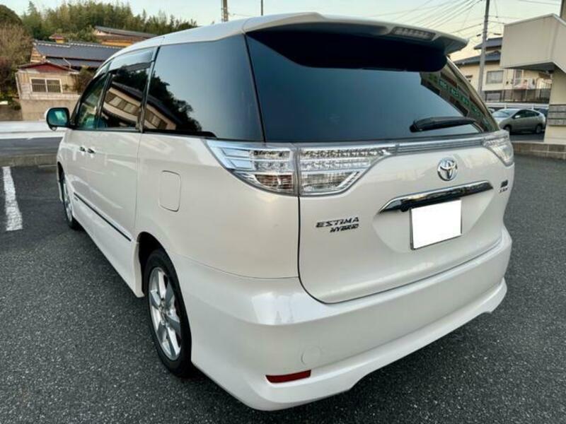 ESTIMA HYBRID