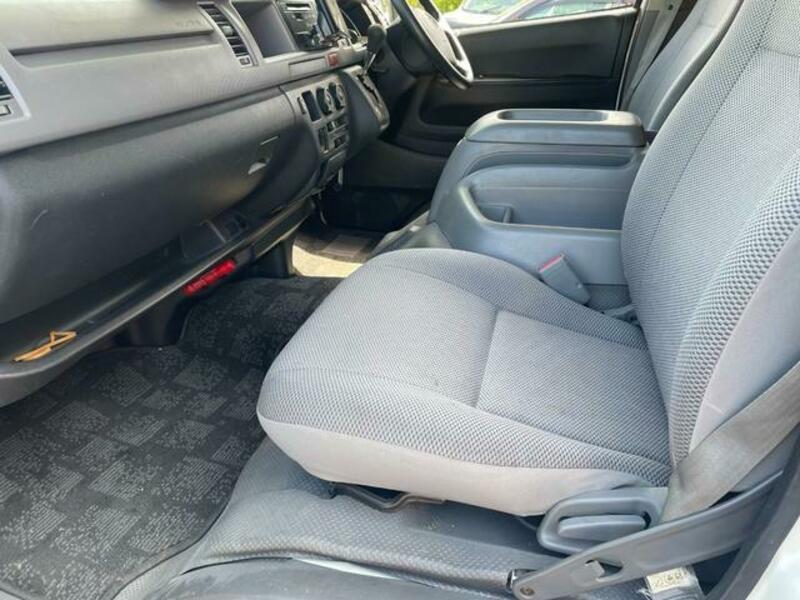 HIACE WAGON