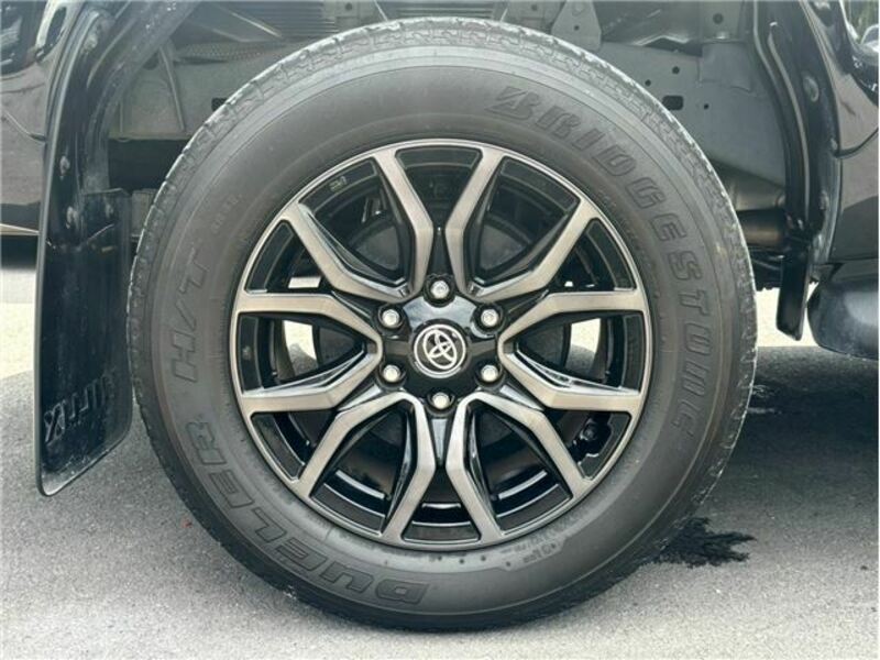 HILUX