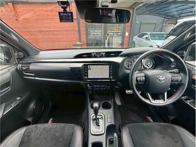 HILUX