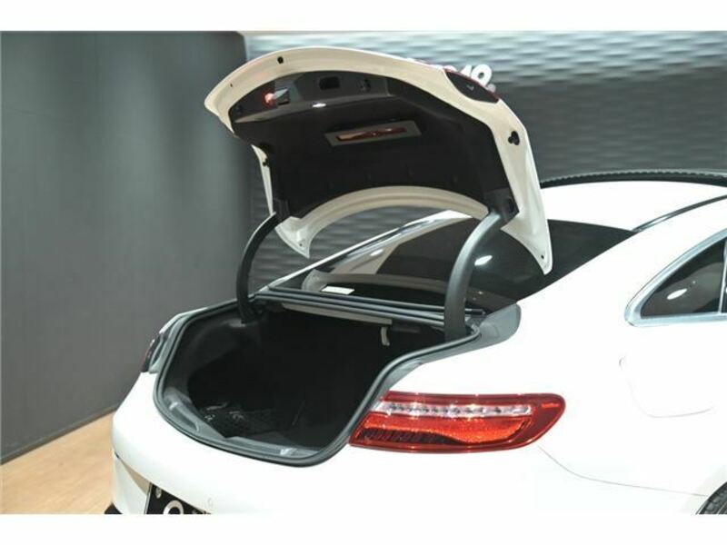 E-CLASS
