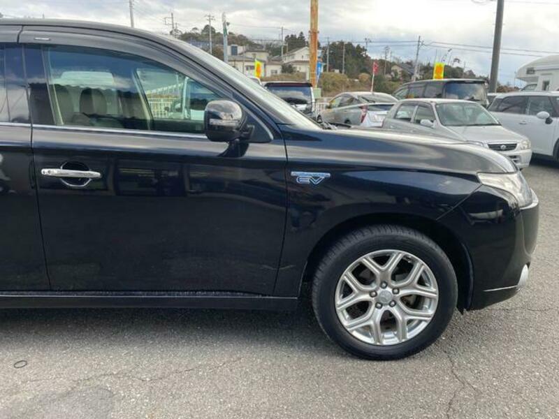 OUTLANDER PHEV