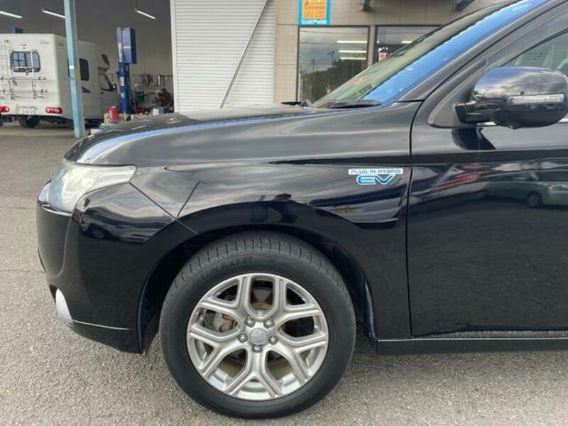 OUTLANDER PHEV