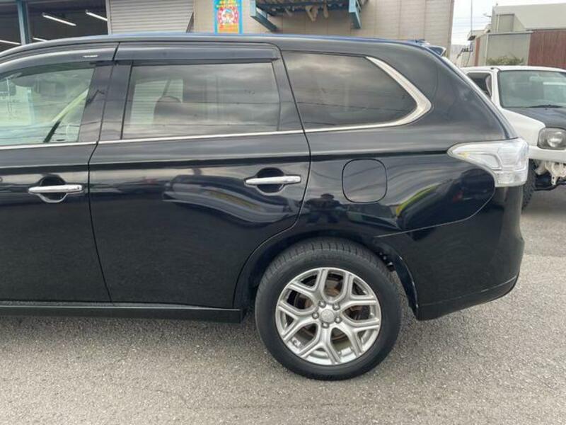 OUTLANDER PHEV