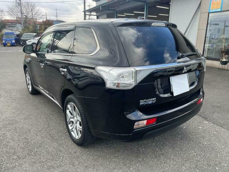 OUTLANDER PHEV