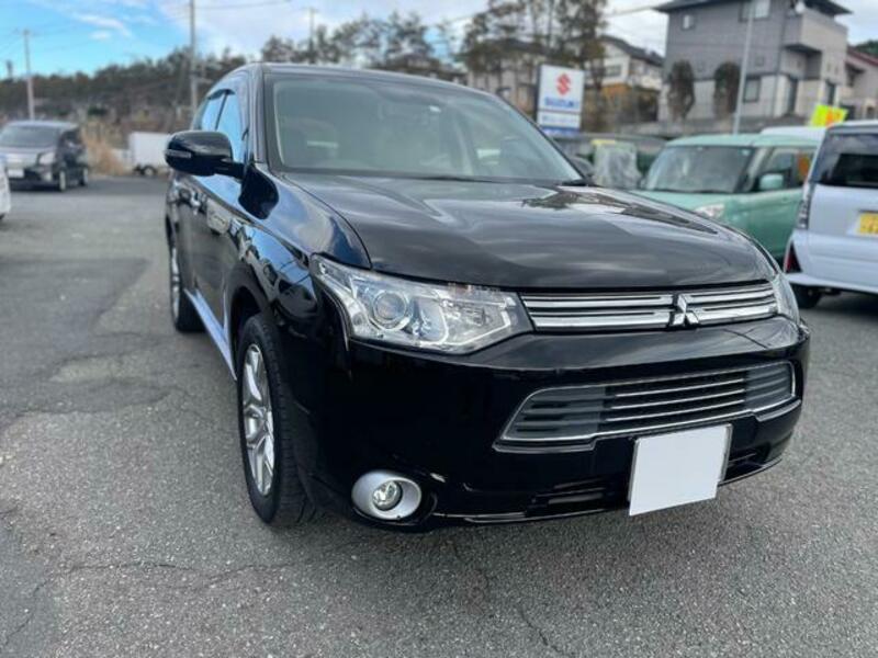 MITSUBISHI OUTLANDER PHEV