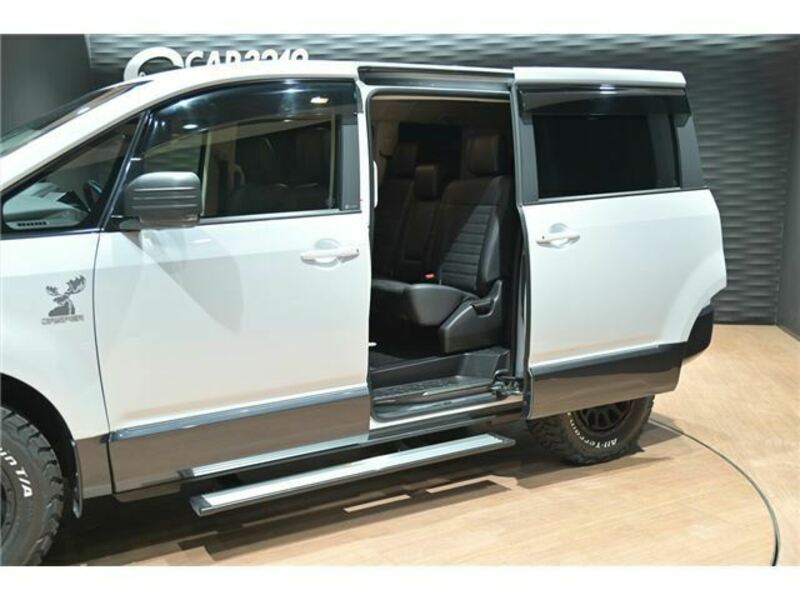 DELICA D5