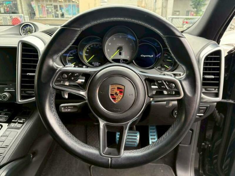CAYENNE