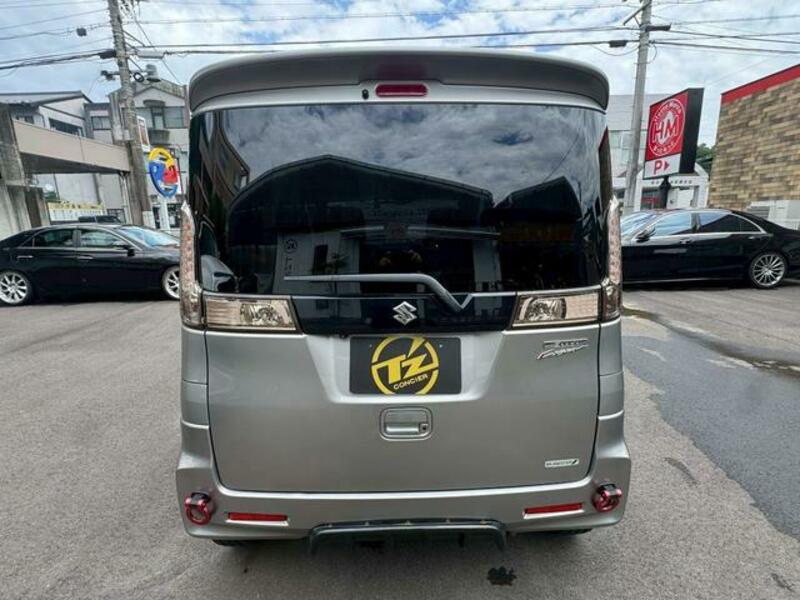 SPACIA CUSTOM