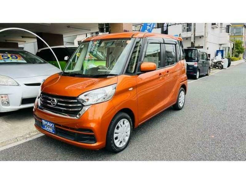 NISSAN DAYZ ROOX