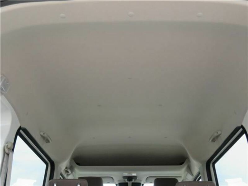 CLIPPER VAN