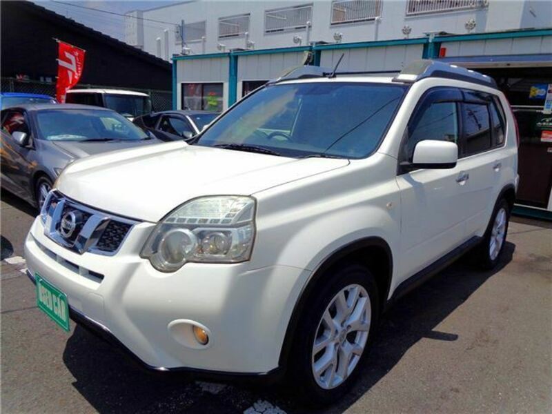 X-TRAIL