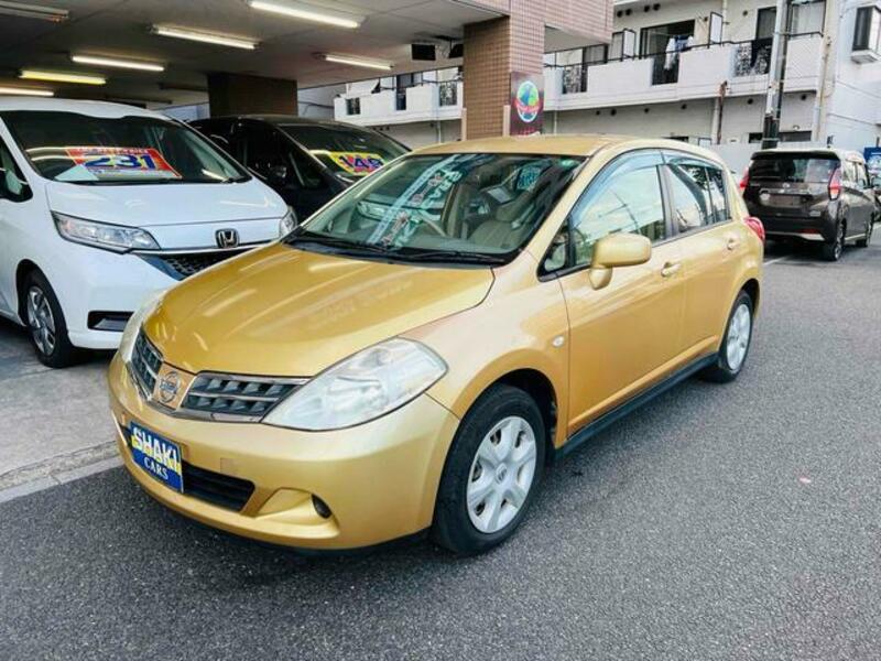 NISSAN TIIDA