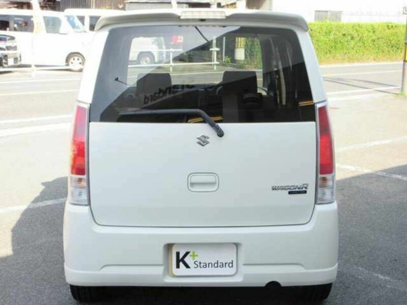 WAGON R